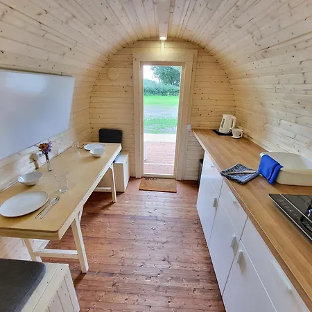 キャンプ場 Campingpod